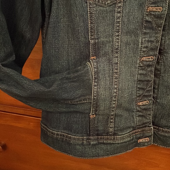 Jean Jacket - Picture 5 of 5